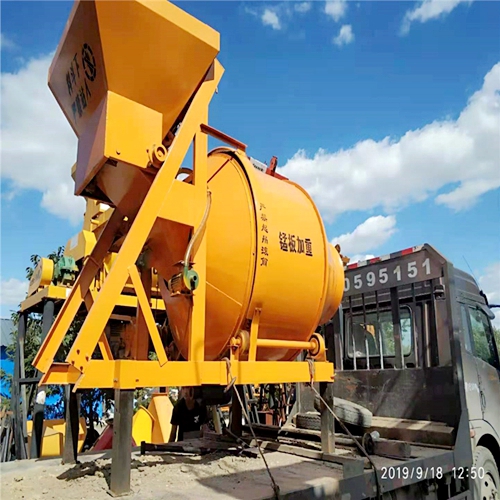 滾(gǔn)筒攪拌機(ji) 