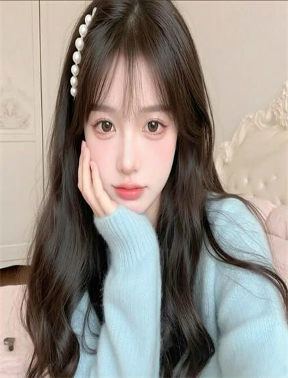 人物深度分析：《完美先生和差不多小姐越南语版》中的主角的成长历程与心路变化 展现表演艺术的魅力